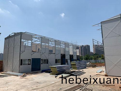 活動闆(ban)房(fang)