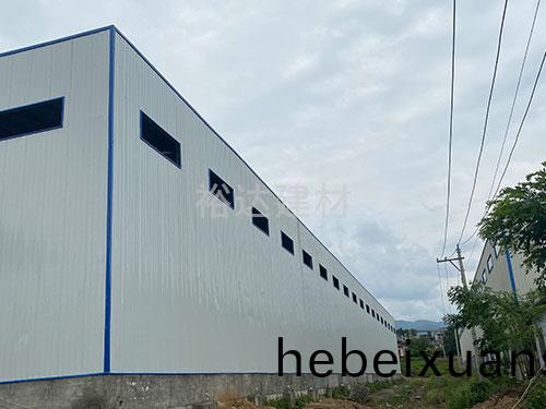 鋼(gang)結構(gou)簡(jian)易(yi)棚